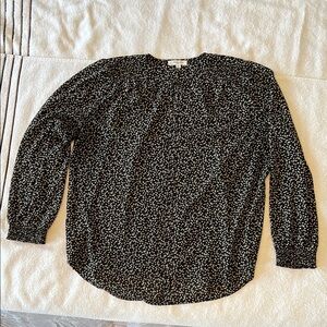 Black and White Design Women's Top - 24